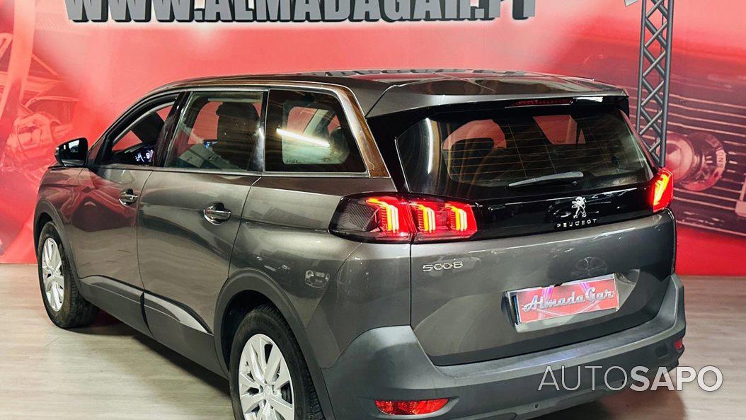 Peugeot 5008 1.2 PureTech Allure EAT8 de 2021