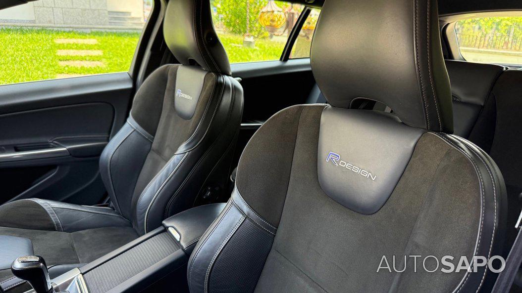 Volvo V60 2.0 D4 R-Design de 2014
