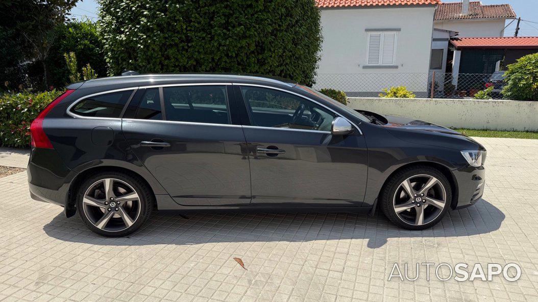 Volvo V60 2.0 D4 R-Design de 2014