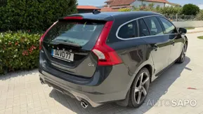 Volvo V60 2.0 D4 R-Design de 2014