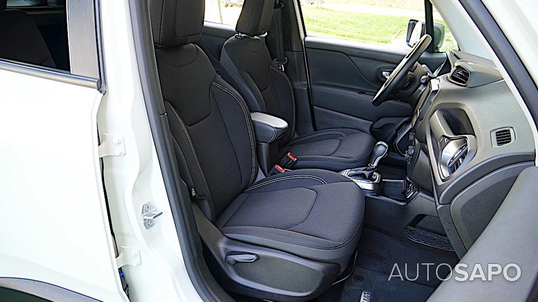 Jeep Renegade 1.3 T Limited DCT de 2021