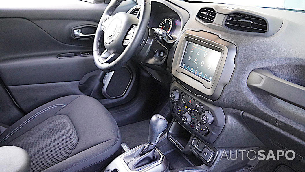 Jeep Renegade 1.3 T Limited DCT de 2021