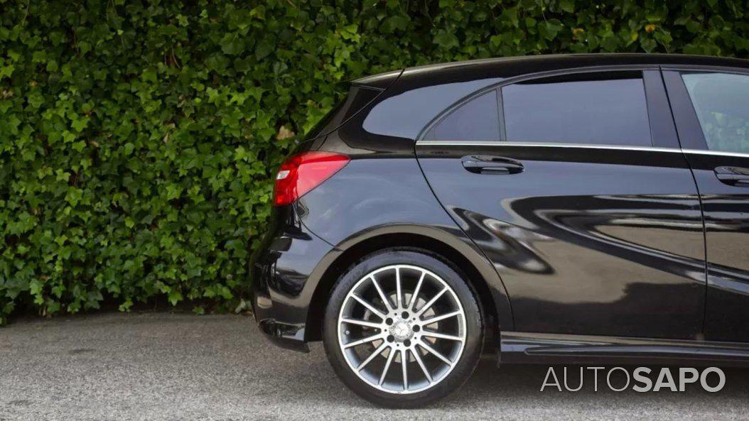 Mercedes-Benz Classe A 180 CDi BlueEfficiency AMG Line Aut. de 2014