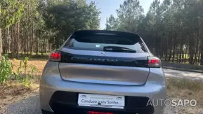 Peugeot 208 1.2 PureTech Active de 2021