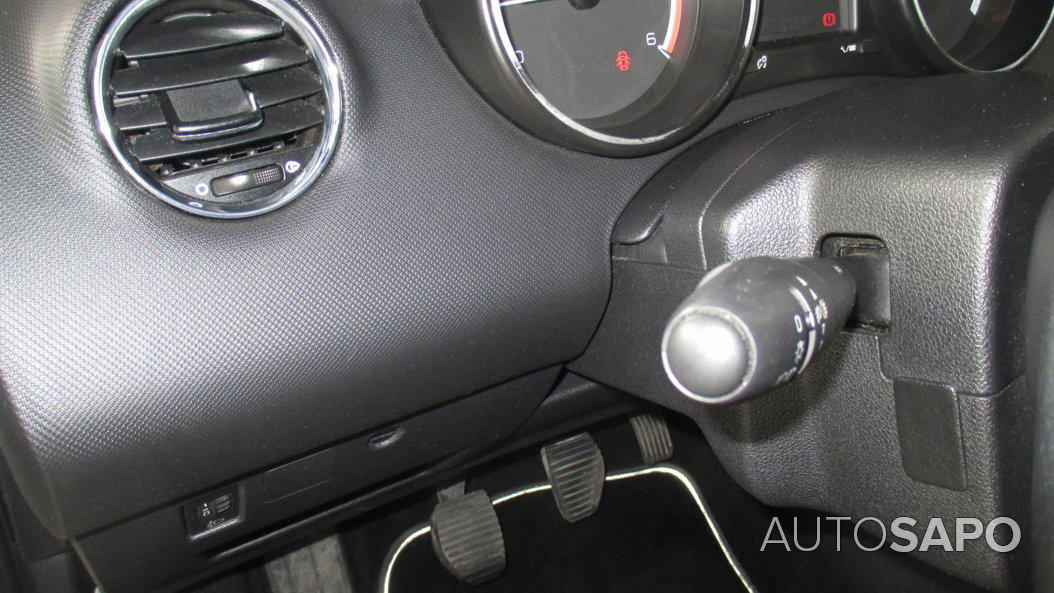 Peugeot 308 CC 1.6 e-HDi Active de 2010
