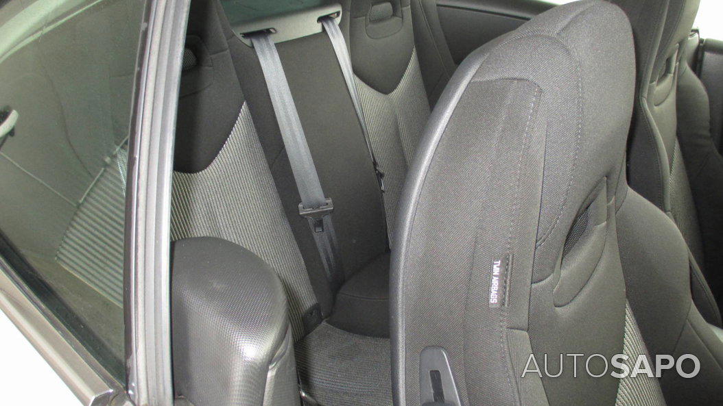 Peugeot 308 CC 1.6 e-HDi Active de 2010