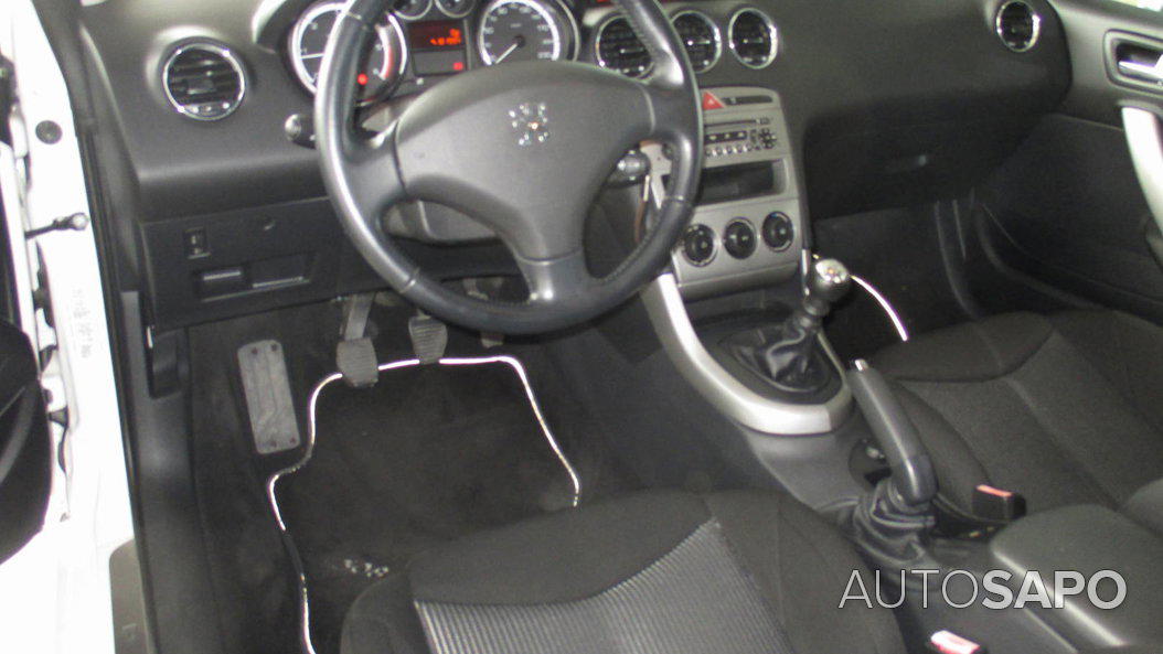 Peugeot 308 CC 1.6 e-HDi Active de 2010