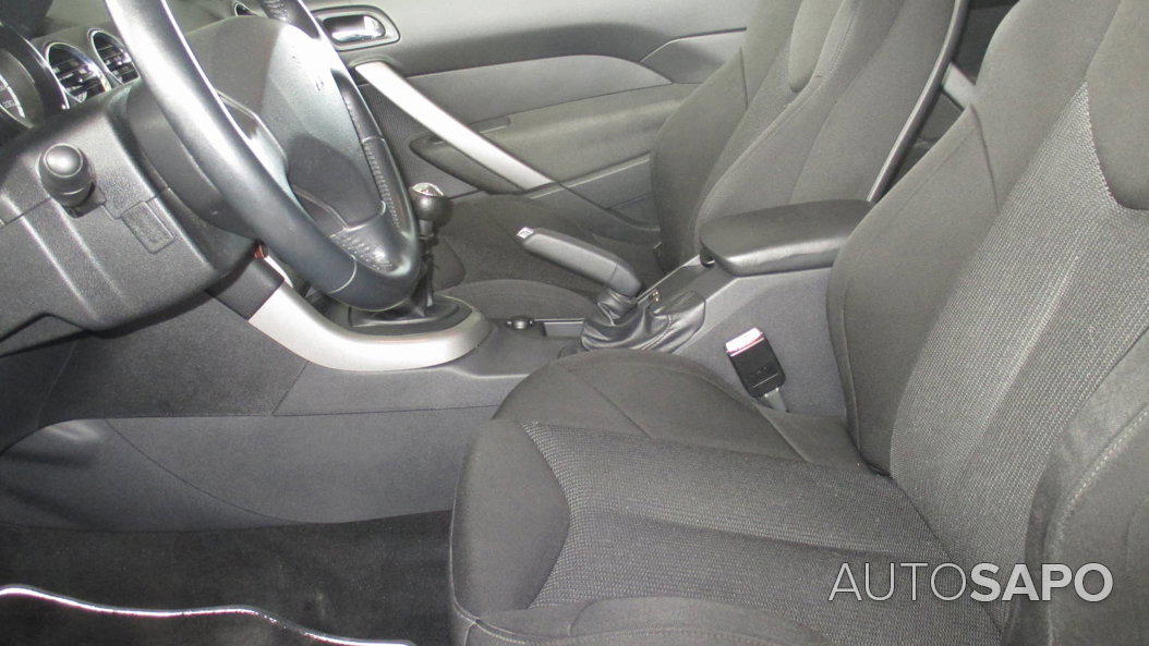 Peugeot 308 CC 1.6 e-HDi Active de 2010