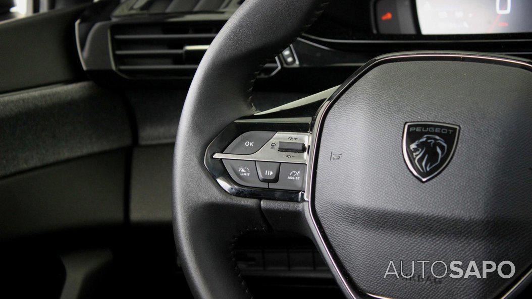 Peugeot 308 1.2 PureTech Allure Pack EAT8 de 2024