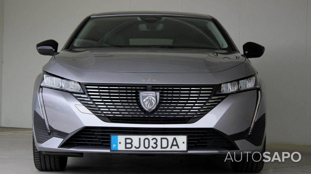 Peugeot 308 1.2 PureTech Allure Pack EAT8 de 2024