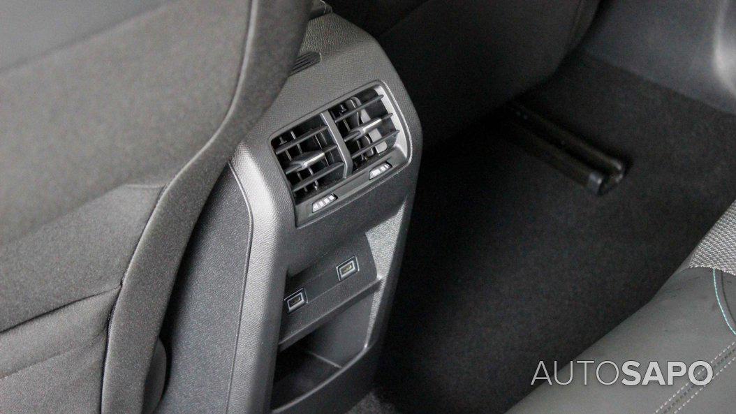 Peugeot 308 1.2 PureTech Allure Pack EAT8 de 2024
