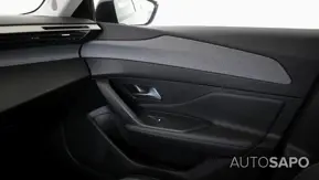 Peugeot 308 1.2 PureTech Allure Pack EAT8 de 2024