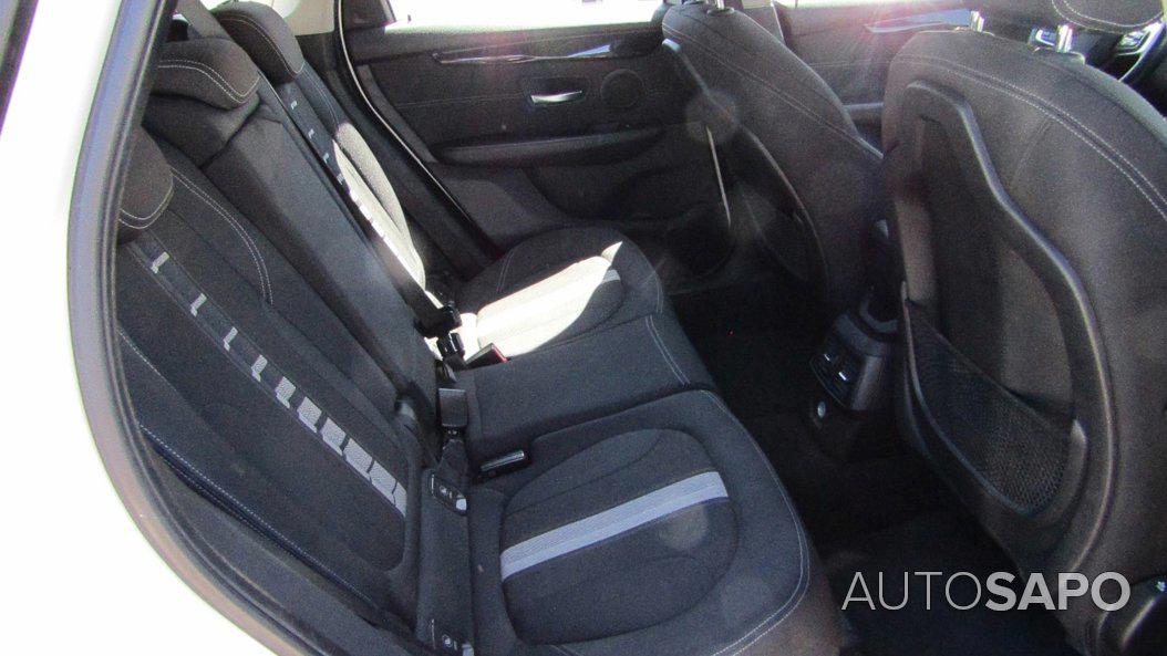 BMW Série 2 Active Tourer 216 d de 2015