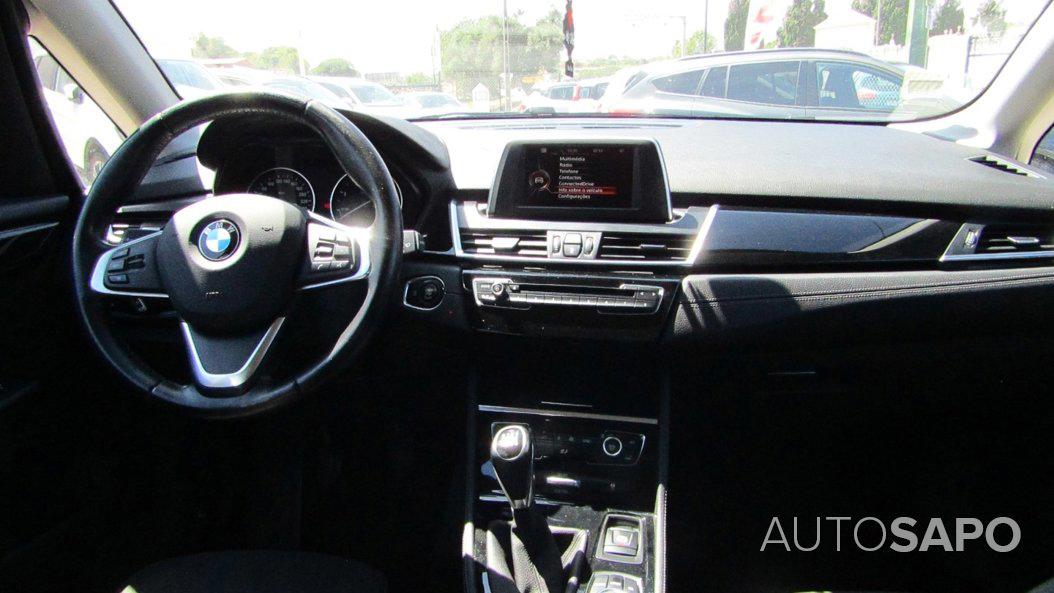 BMW Série 2 Active Tourer 216 d de 2015