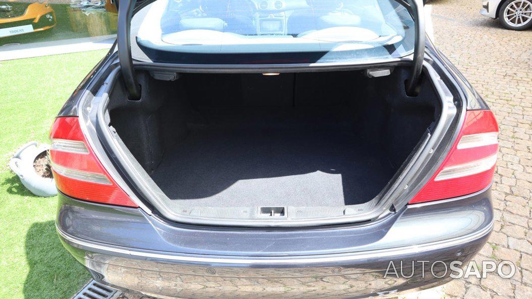 Mercedes-Benz Classe CLK de 2004