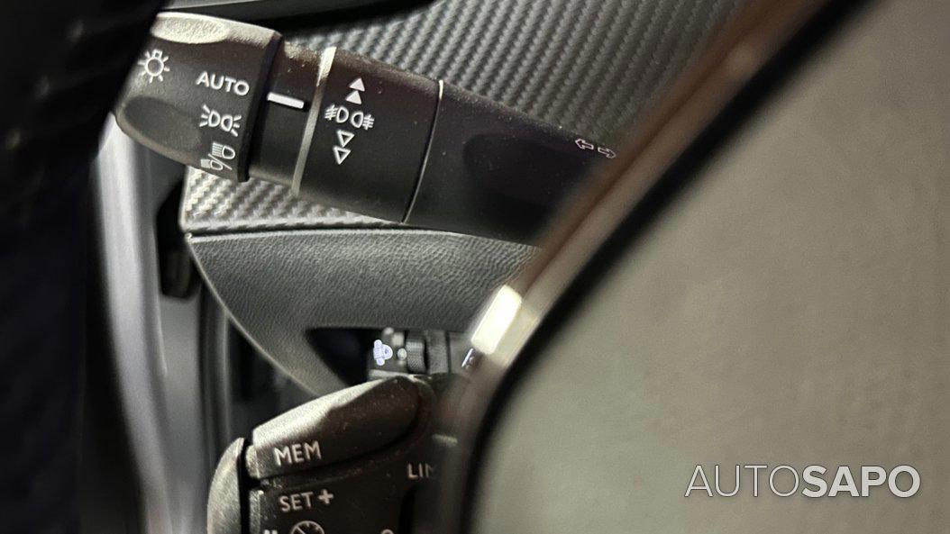 Peugeot 2008 1.2 PureTech Allure Pack de 2021