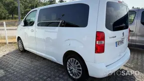 Peugeot Traveller de 2021