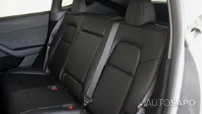 Tesla Model Y de 2024