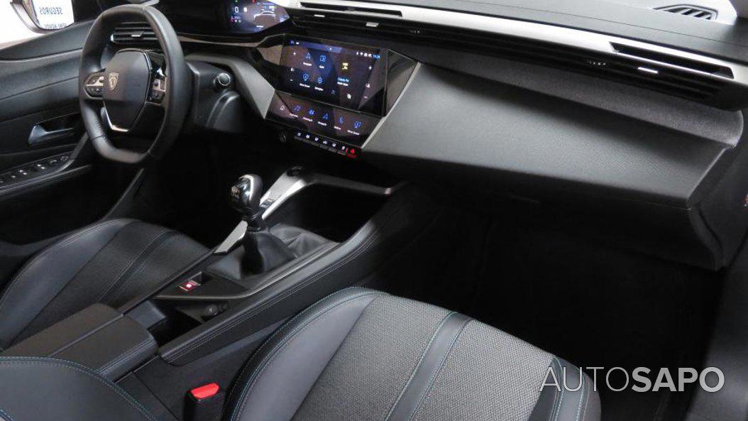 Peugeot 308 1.2 PureTech Allure Pack de 2024