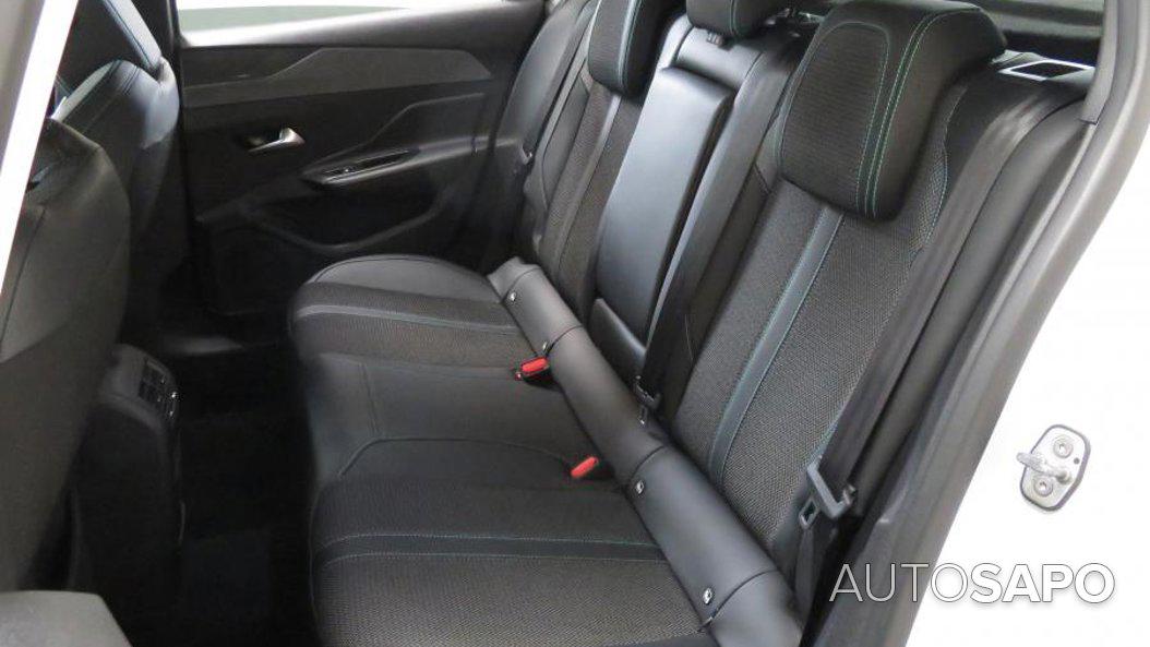 Peugeot 308 1.2 PureTech Allure Pack de 2024