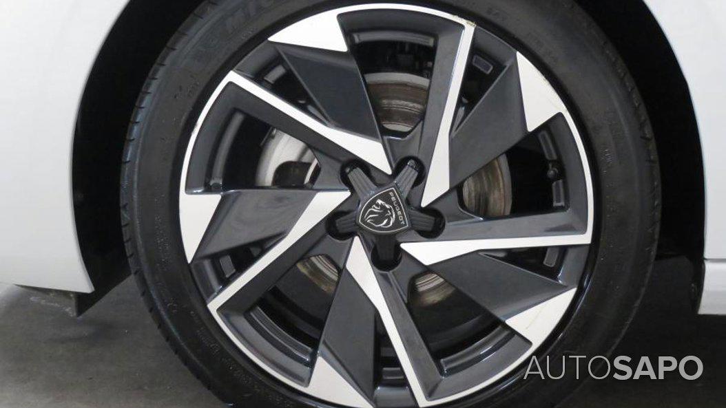 Peugeot 308 1.2 PureTech Allure Pack de 2024