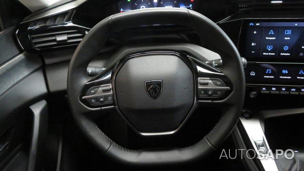 Peugeot 308 1.2 PureTech Allure Pack de 2024