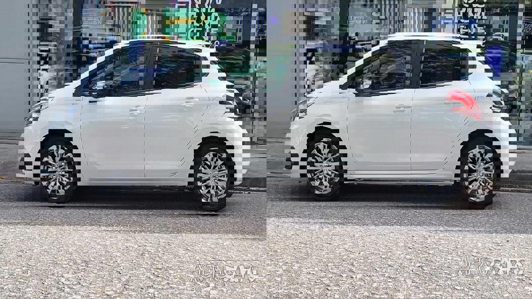Peugeot 208 1.2 PureTech Style de 2018
