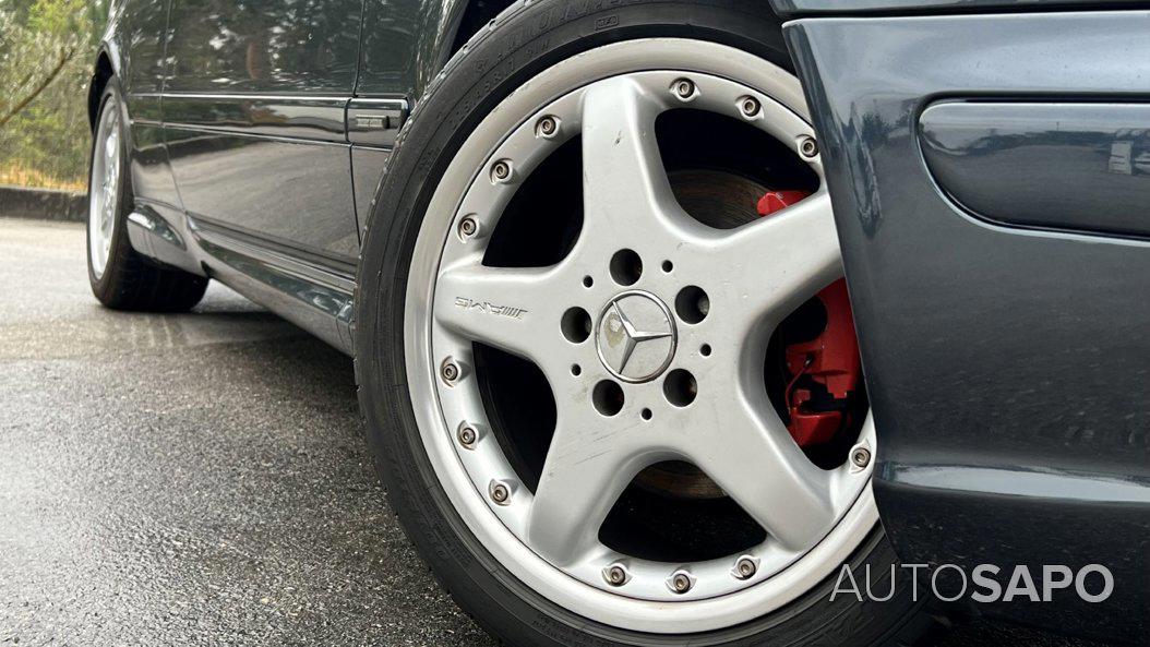Mercedes-Benz Classe CLK de 2002