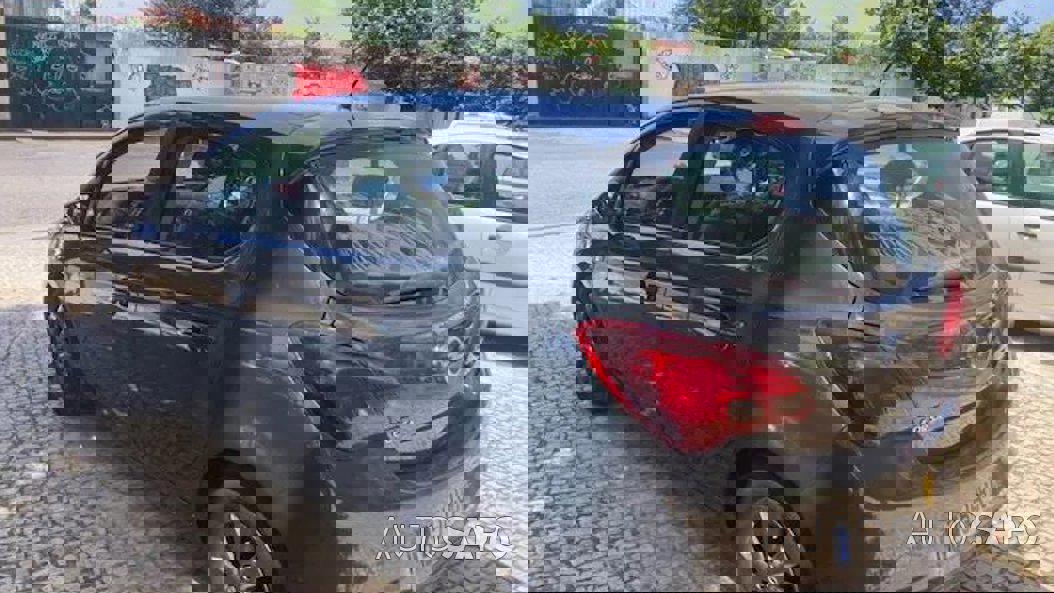 Opel Corsa de 2015