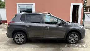 Peugeot 2008 1.2 PureTech Signature de 2019