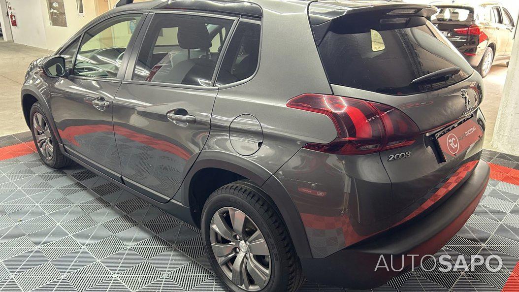 Peugeot 2008 1.2 PureTech Style de 2019