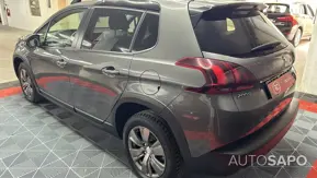 Peugeot 2008 1.2 PureTech Style de 2019