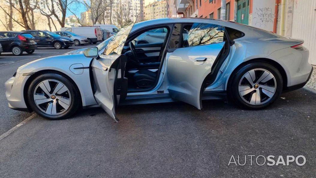 Porsche Taycan Turbo de 2021