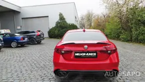 Alfa Romeo Giulia 2.9 Bi-Turbo Quadrifoglio AT8 de 2019