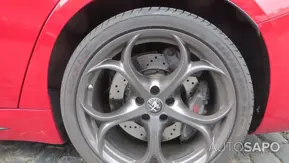 Alfa Romeo Giulia 2.9 Bi-Turbo Quadrifoglio AT8 de 2019