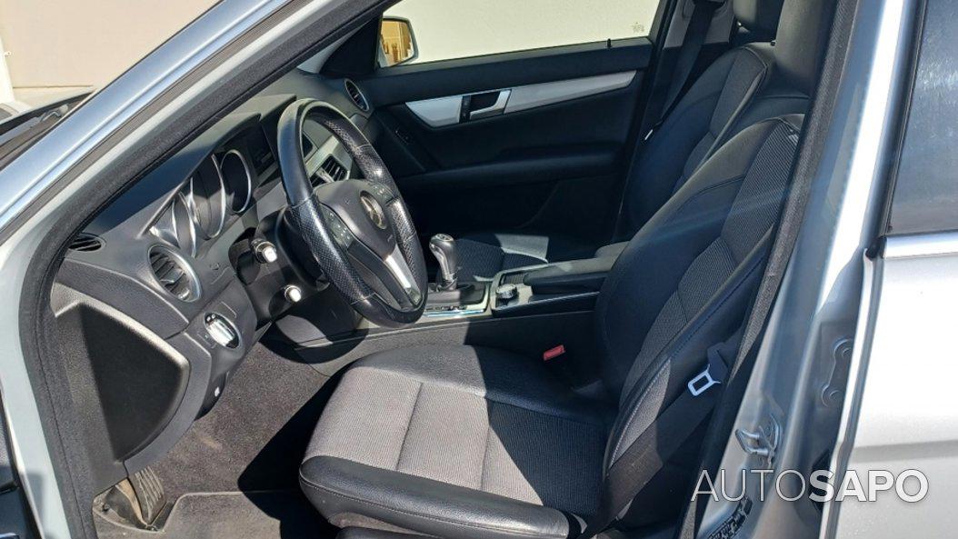 Mercedes-Benz Classe C 200 CDi Avantgarde Aut. de 2013