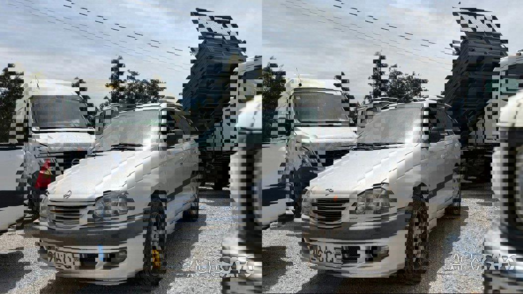 Toyota Avensis de 2000