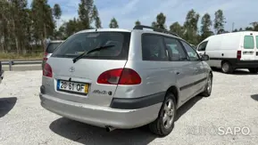Toyota Avensis de 2000