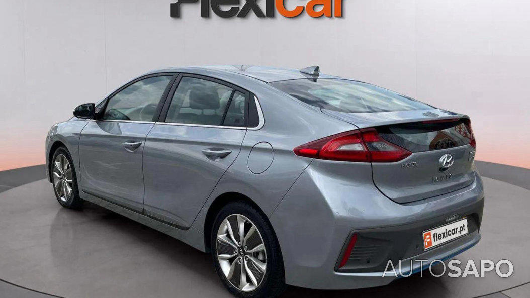 Hyundai Ioniq 1.6 GDI HEV Hybrid Tech de 2017