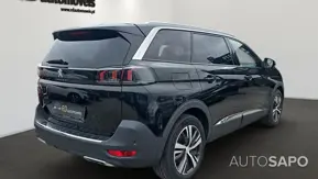 Peugeot 5008 de 2022