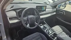 Mitsubishi Outlander de 2025