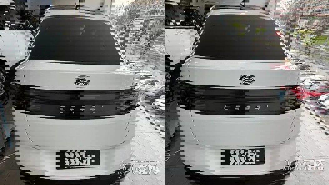 Ford Capri de 2025