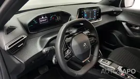 Peugeot e-2008 de 2023