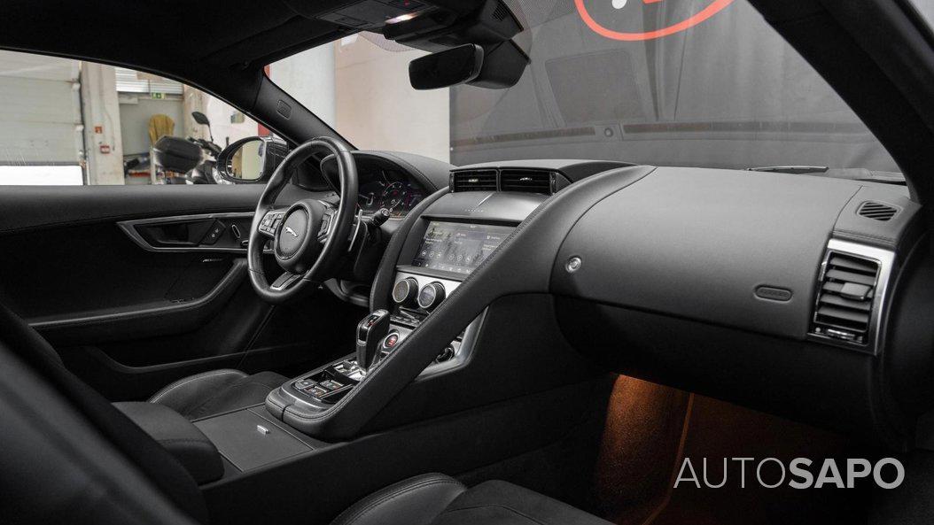 Jaguar F-Type 2.0 i4 R-Dynamic Black de 2020