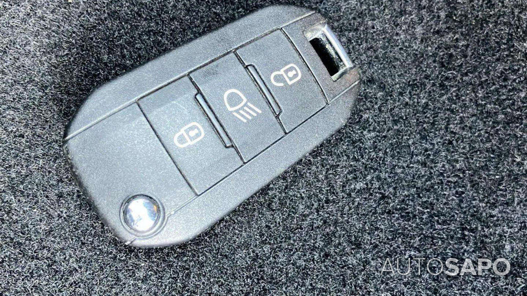 Peugeot 2008 1.2 PureTech Allure de 2018