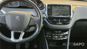 Peugeot 2008 1.2 PureTech Allure de 2018