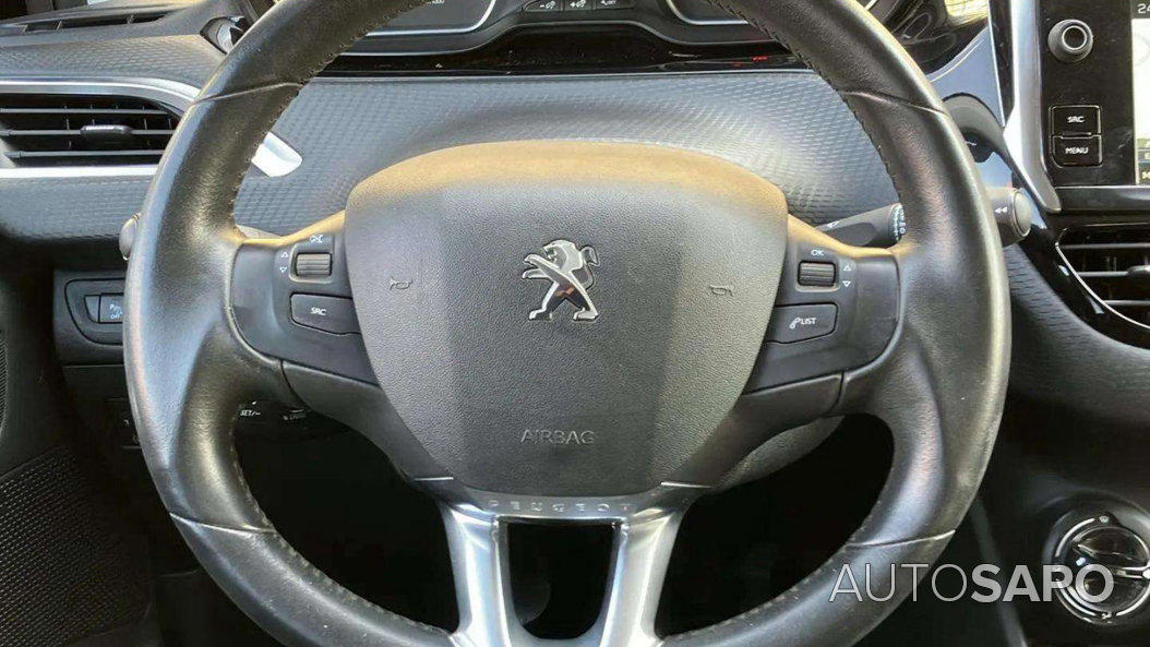 Peugeot 2008 1.2 PureTech Signature de 2019