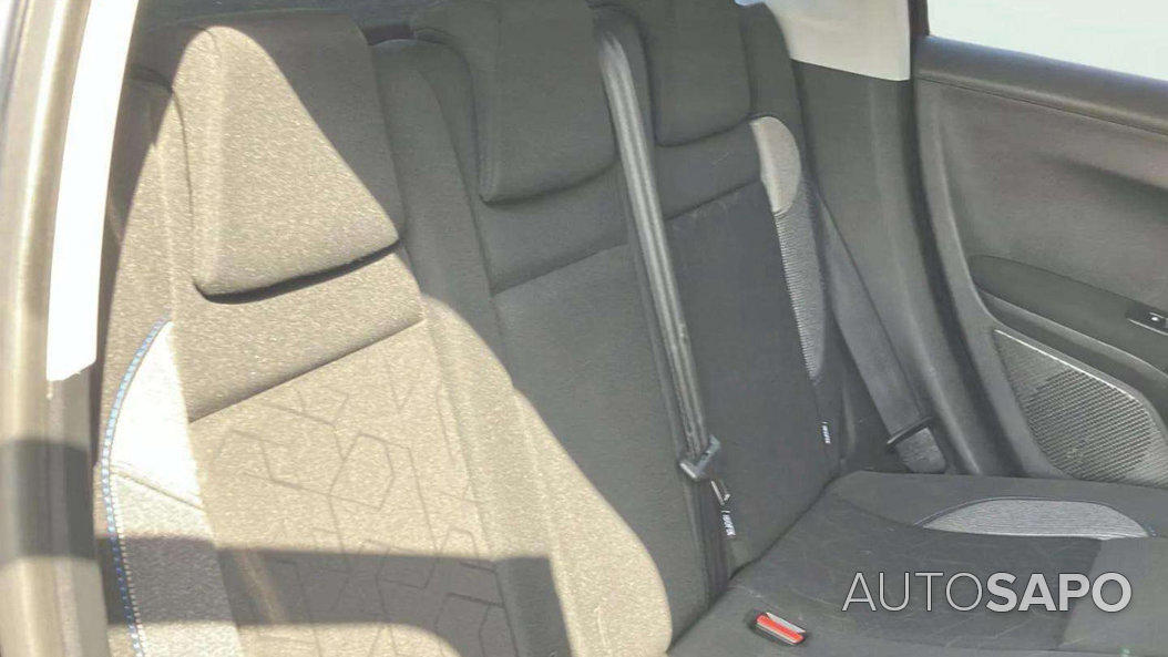Peugeot 2008 1.2 PureTech Signature de 2019