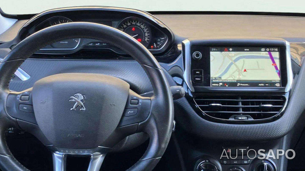 Peugeot 2008 1.2 PureTech Signature de 2019