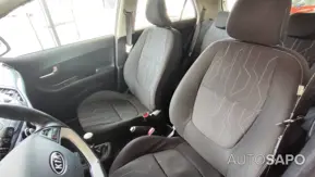 Kia Picanto 1.0 CVVT EX de 2011